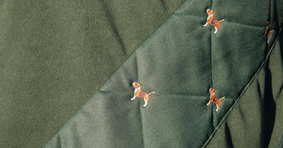 HKM fleece rug in green with beagle print 6ft